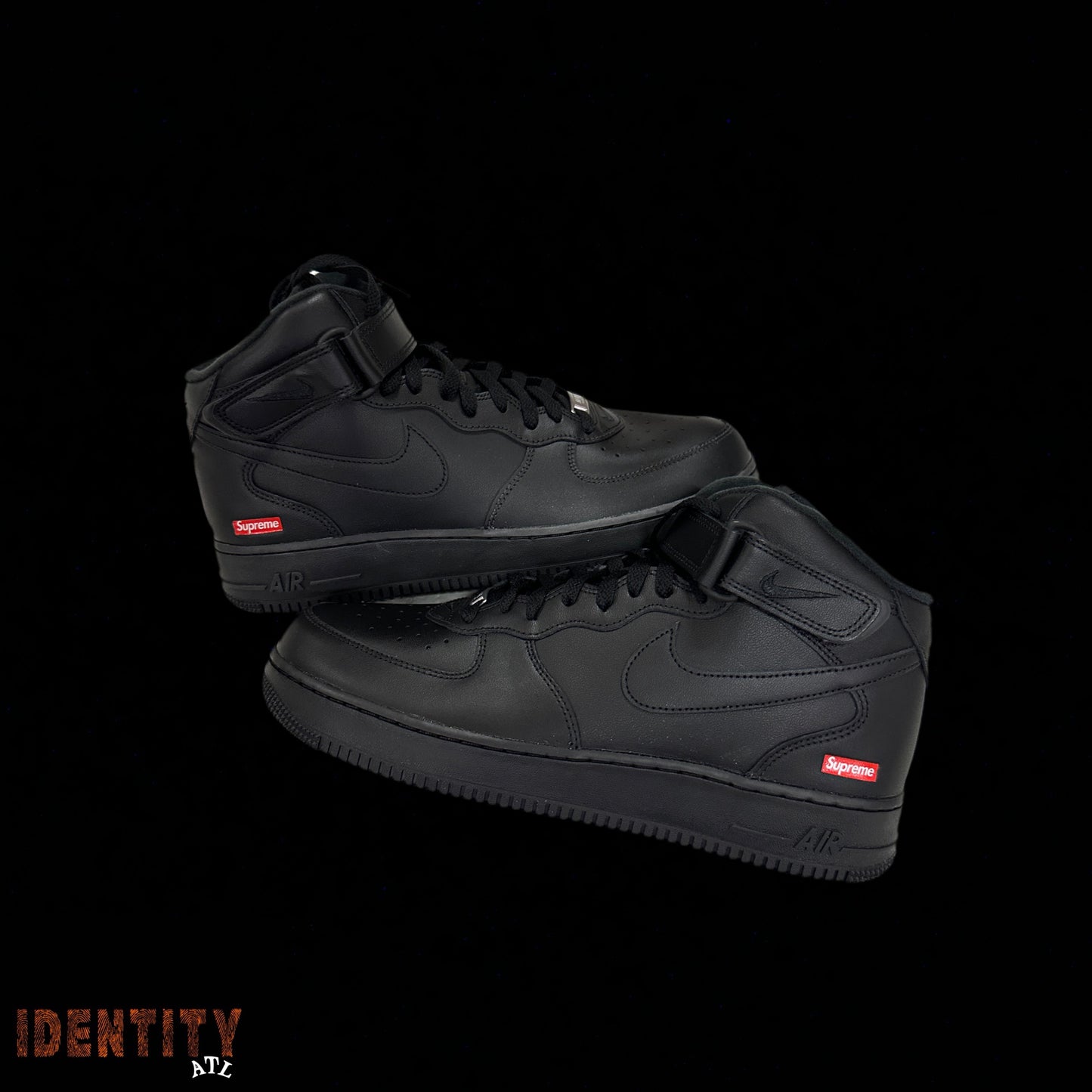 Nike Air Force 1 Mid Supreme Black
