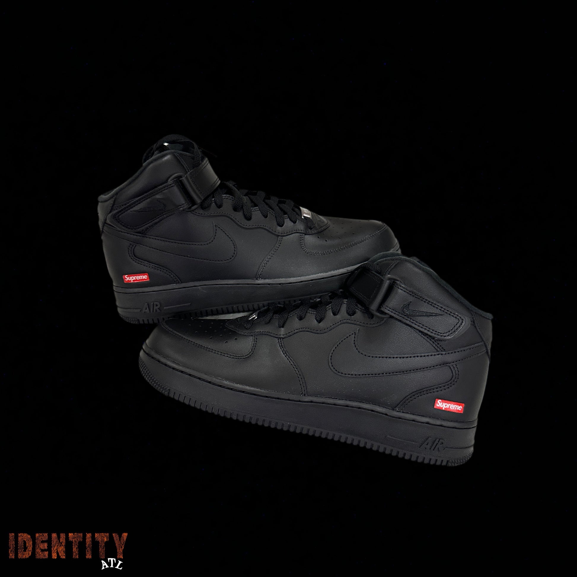 Nike Air Force 1 Mid Supreme Black