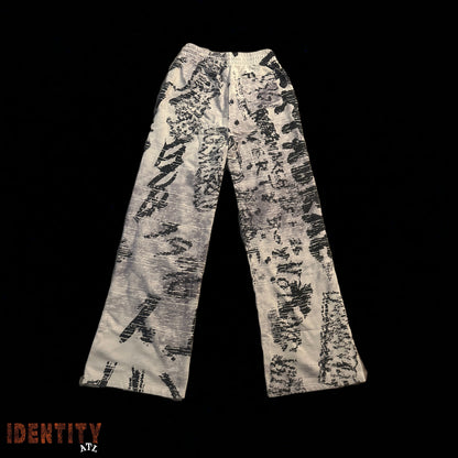 VERTABRAE SCRIPT FLARE SWEATPANTS