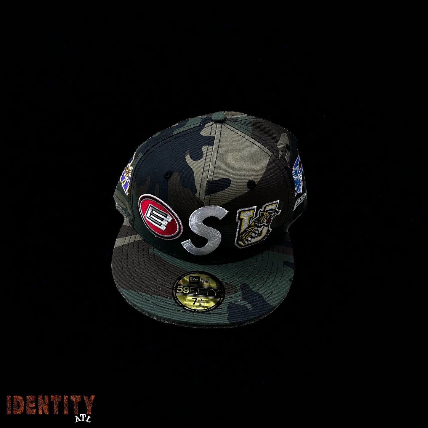 Supreme Mascots S Logo New Era Fitted Hat Camo
